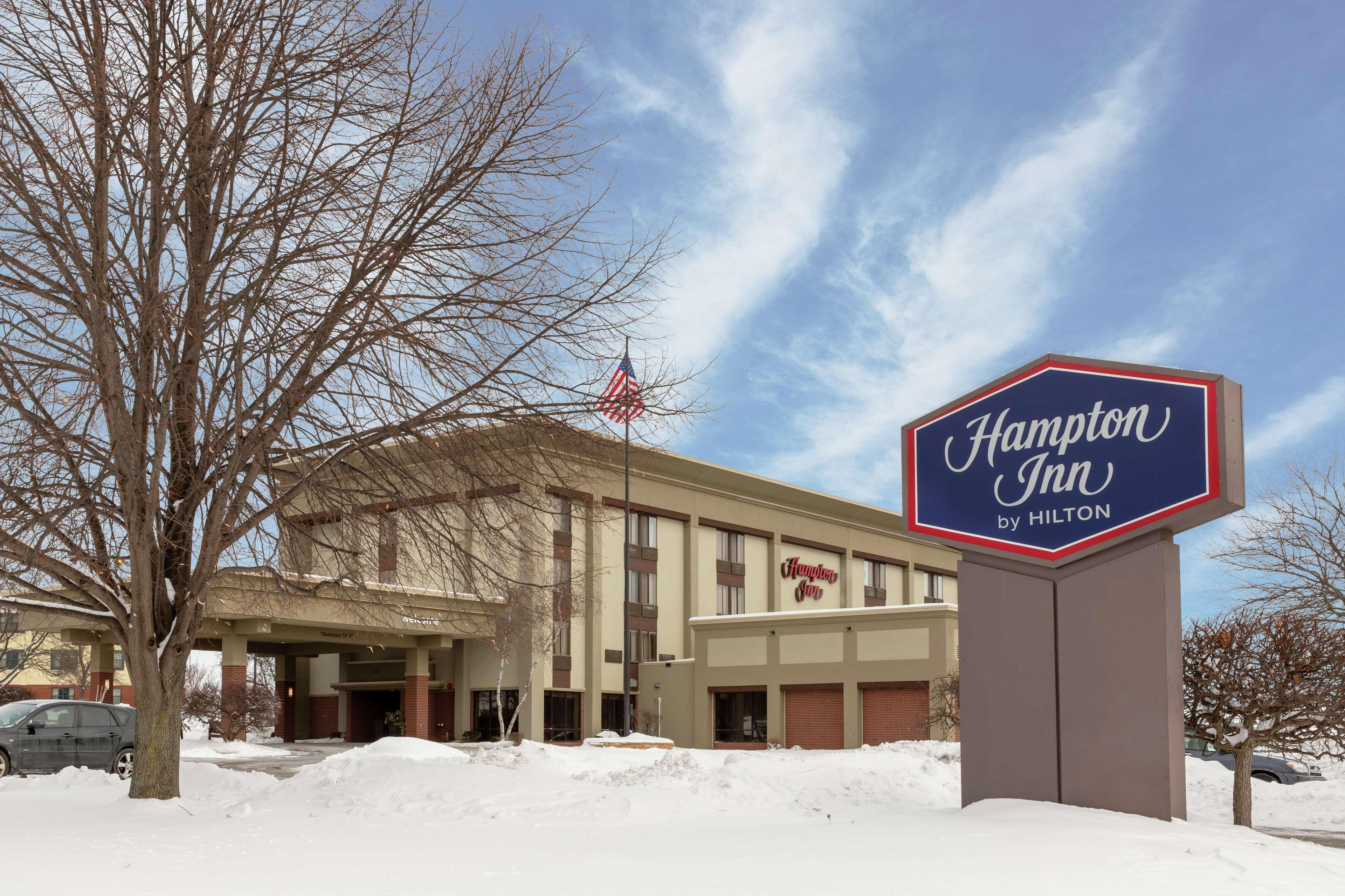 Hampton Inn Рокфорд Екстериор снимка