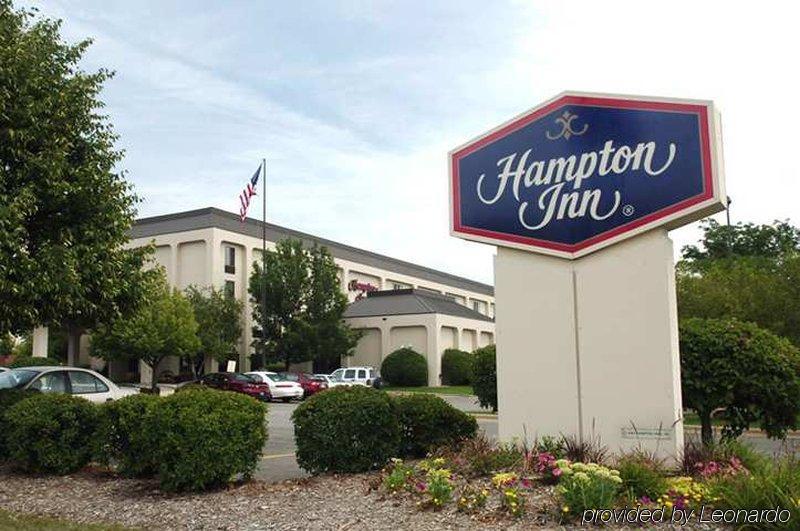 Hampton Inn Рокфорд Екстериор снимка